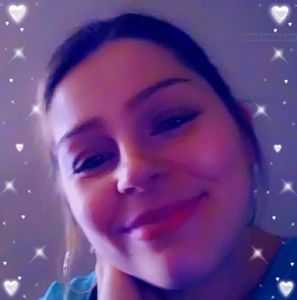 Meet your Posher, Lena